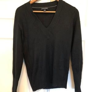 Banana Republic V-neck Cotton Cashmere sweater